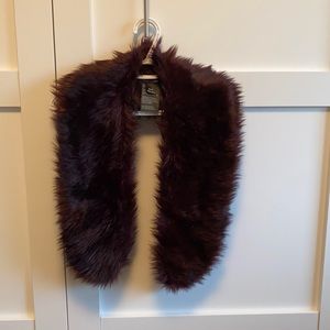 Club Monaco faux fur scarf / lapel / cowl